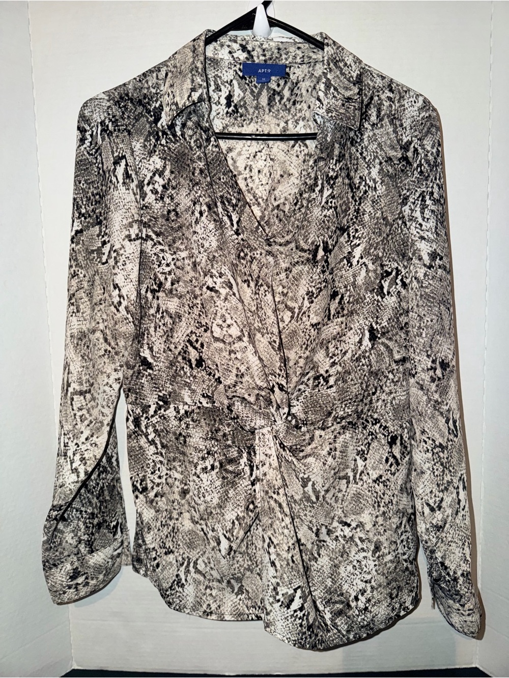 Apt. 9 Black and White Snake Print Twist-Front Blouse